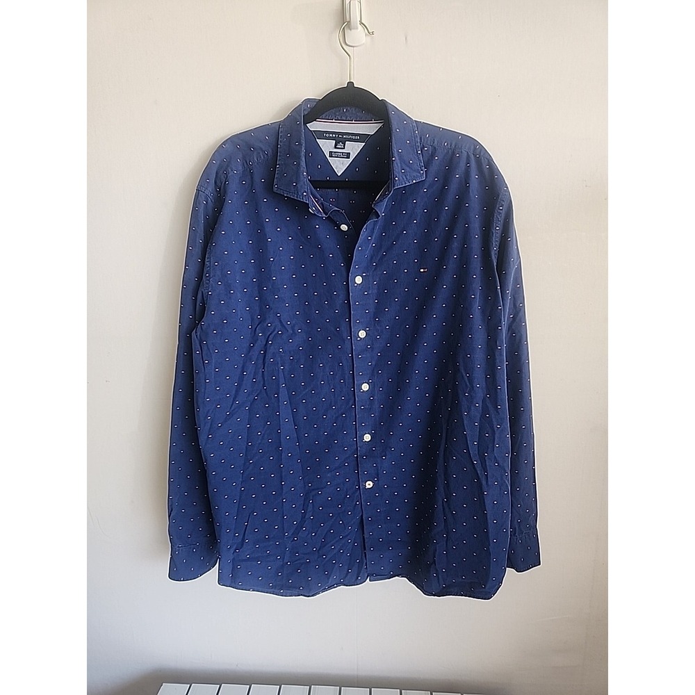 Tommy Hilfiger Men's All-Season Stretch Dress Shirt Regular Fit Wrinkle Free
